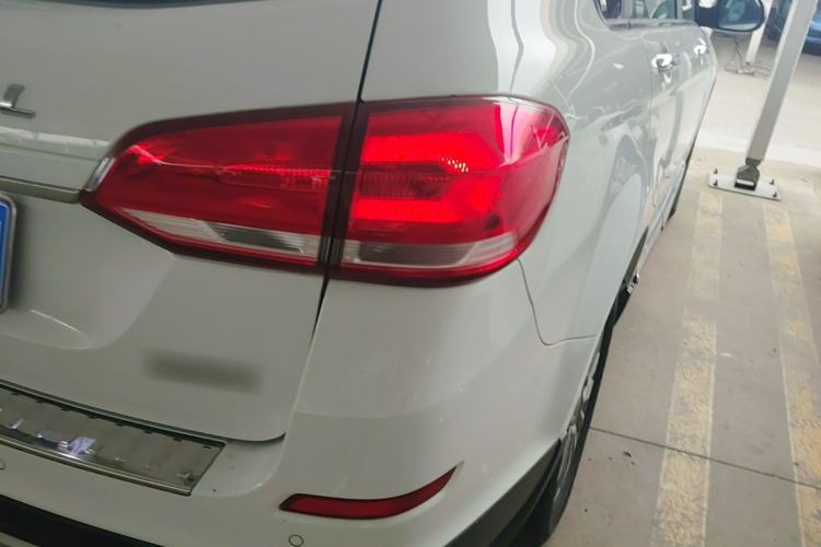 Used Haval H6 2018 Blue Label Sport Edition 1.5T Automatic Two-Wheel Drive Elite Model Exterior 3