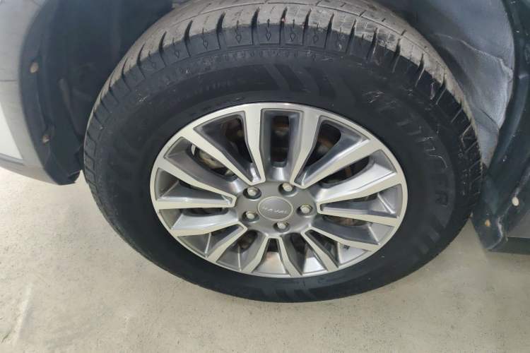 Used Haval H6 2018 Red-Label Sport Version 1.5T Manual Two-Wheel Drive Elite Model Exterior 4