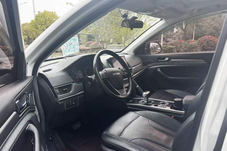 Used Haval H6 2018 Sport Edition 1.5T Automatic Two-Wheel Drive Elite Model China V Standard Exterior 8