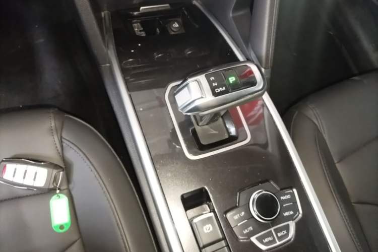 Used Haval H6 2018 Sport Edition 1.5T Automatic Two-Wheel Drive Elite Model China V Standard Gear Lever