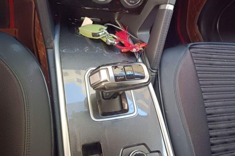 Used Haval H6 2018 Blue Label Sport Edition 1.5T Automatic Two-Wheel Drive Elite Model Gear Lever