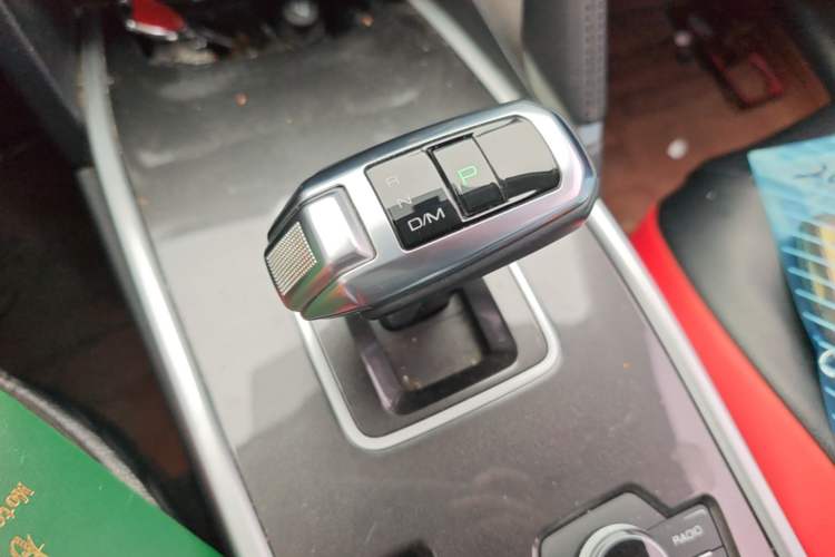 Used Haval H6 2018 Blue Label Sport Edition 1.5T Automatic Two-Wheel Drive Elite Model Gear Lever