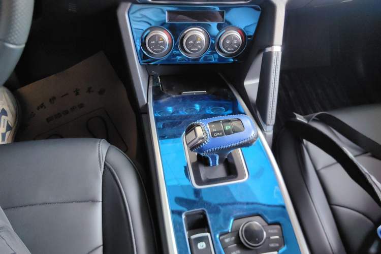 Used Haval H6 2018 Blue Label Sport Edition 1.5T Automatic Two-Wheel Drive Elite Model Gear Lever