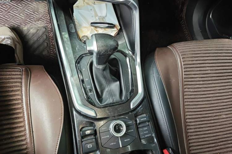 Used Haval H6 2018 Red-Label 1.5T Automatic Luxury Model Gear Lever