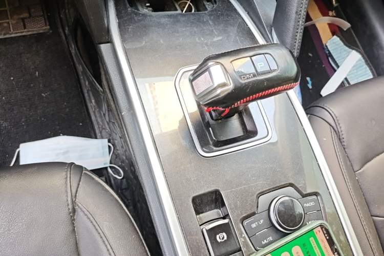 Used Haval H6 2018 Red-Label Sport Edition 1.5T Automatic Two-Wheel Drive Elite Model Gear Lever