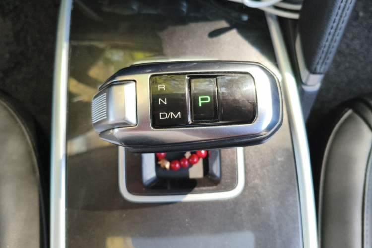 Used Haval H6 2018 Blue Label Sport Edition 1.5T Automatic Two-Wheel Drive Elite Model Gear Lever