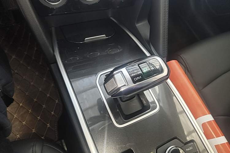 Used Haval H6 2018 Sport Edition 1.5T Automatic Two-Wheel Drive Elite Model China V Standard Gear Lever