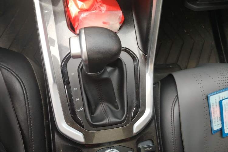 Used Haval H6 2018 Blue Label 2.0T Automatic Luxury Model Gear Lever