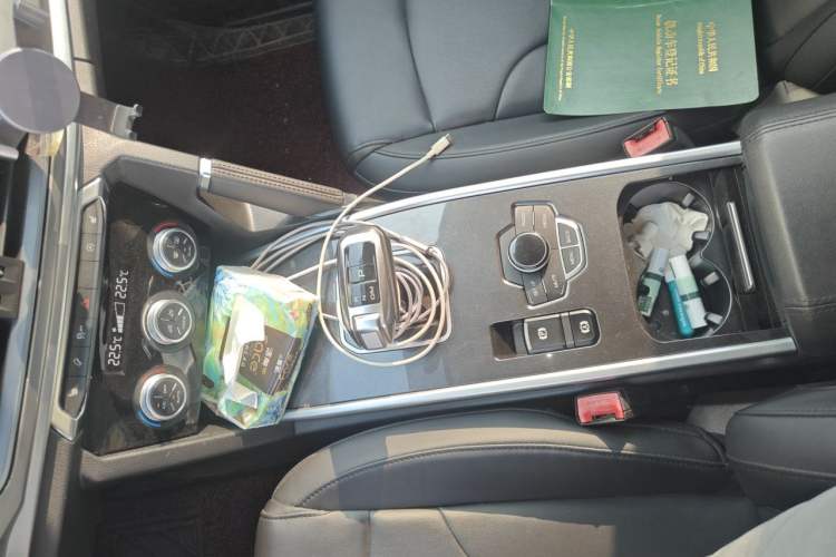 Used Haval H6 2018 Blue Label Sport Edition 1.5T Automatic Two-Wheel Drive Elite Model Gear Lever