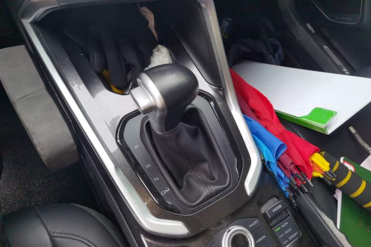 Used Haval H6 2018 Blue-Label 1.5T Automatic Luxury Model Gear Lever