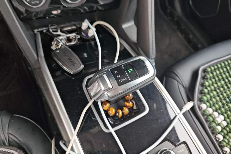 Used Haval H6 2018 Blue Label Sport Edition 1.5T Automatic Two-Wheel Drive Elite Model Gear Lever