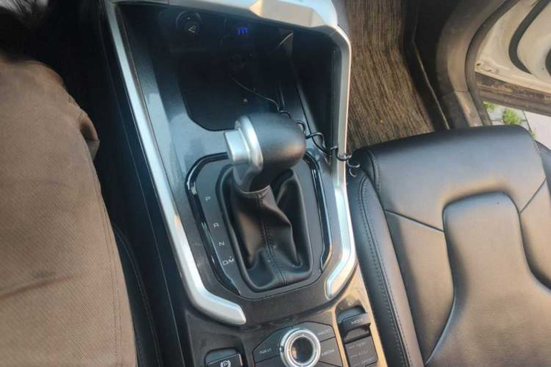 Used Haval H6 2018 Red-Label 1.5T Automatic Luxury Model Gear Lever