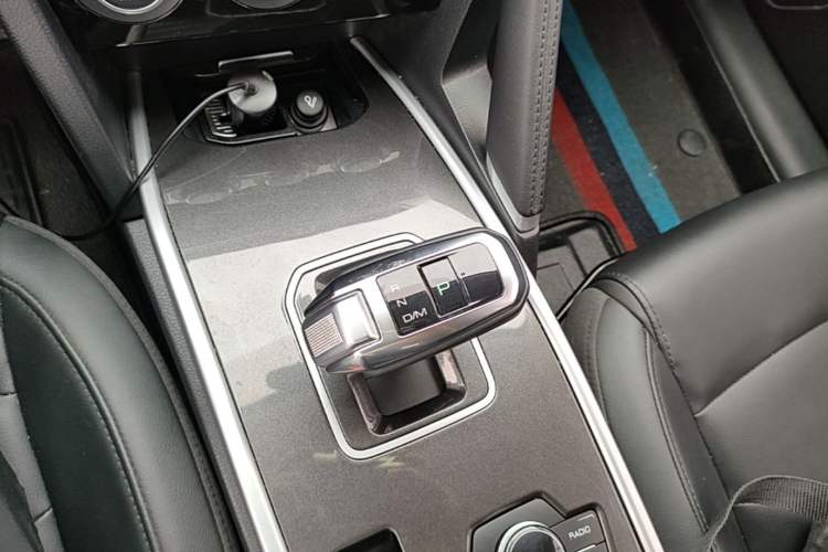 Used Haval H6 2018 Sport Edition 1.5T Automatic Two-Wheel Drive Elite Model China V Standard Gear Lever