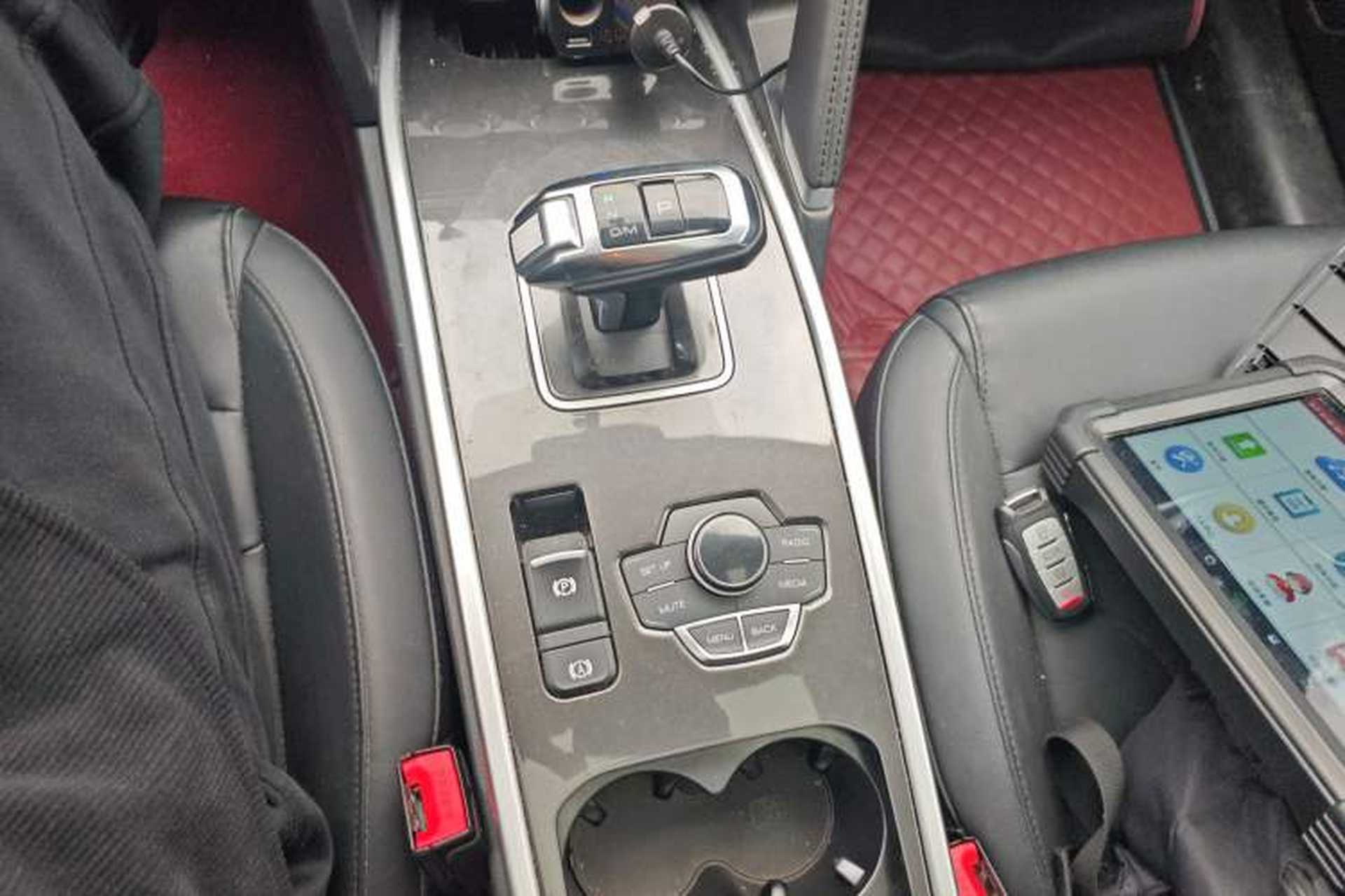 Used Haval H6 2018 Sport Edition 1.5T Automatic Two-Wheel Drive Elite Model China V Standard Gear Lever