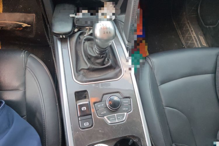 Used Haval H6 2018 Sport Edition 1.5T Manual Two-Wheel Drive Elite Model China V Standard Gear Lever