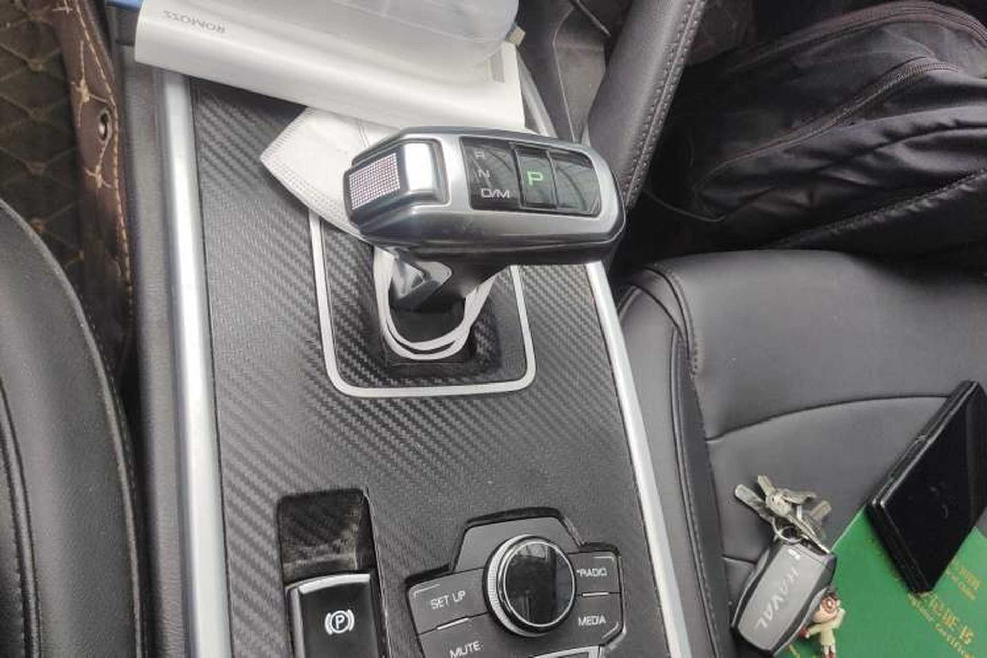 Used Haval H6 2018 Blue Label Sport Edition 1.5T Automatic Two-Wheel Drive Elite Model Gear Lever