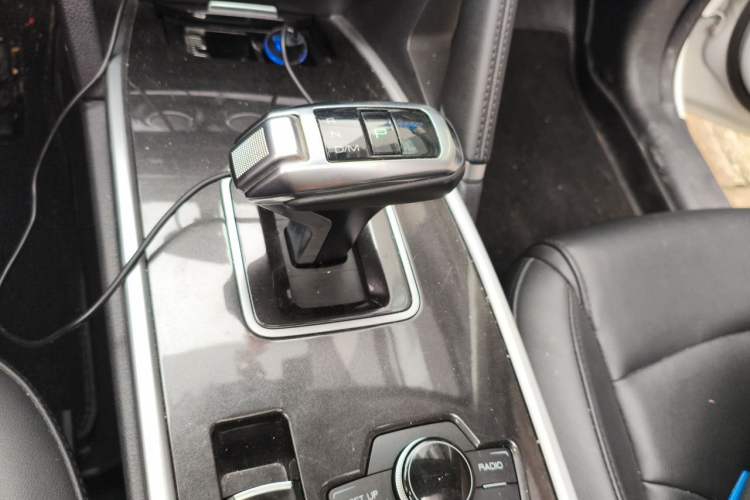 Used Haval H6 2018 Blue Label Sport Edition 1.5T Automatic Two-Wheel Drive Elite Model Gear Lever