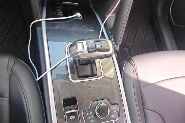 Used Haval H6 2018 Blue Label Sport Edition 1.5T Automatic Two-Wheel Drive Elite Model Gear Lever