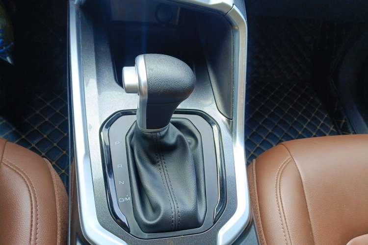 Used Haval H6 2018 Red-Label 2.0T Automatic Luxury Model Gear Lever