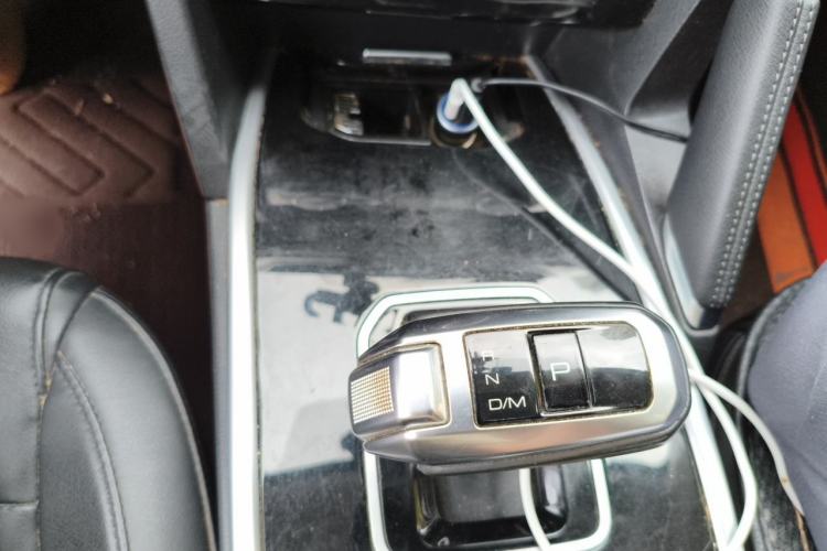 Used Haval H6 2018 Red-Label Sport Edition 1.5T Automatic Two-Wheel Drive Elite Model Gear Lever