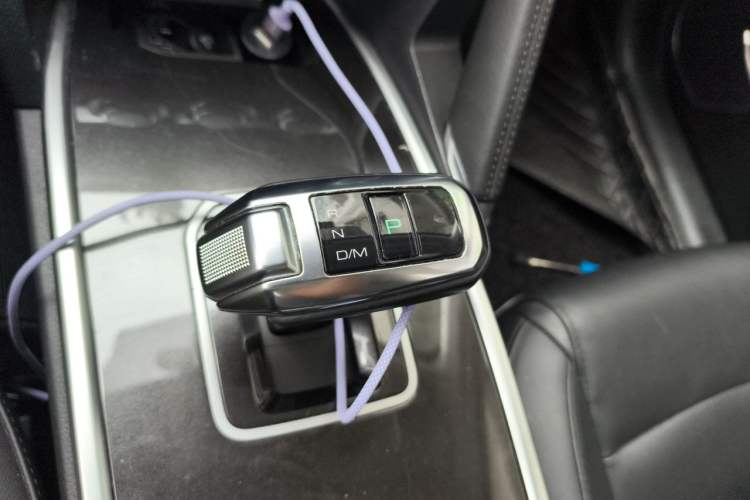 Used Haval H6 2018 Blue Label Sport Edition 1.5T Automatic Two-Wheel Drive Elite Model Gear Lever