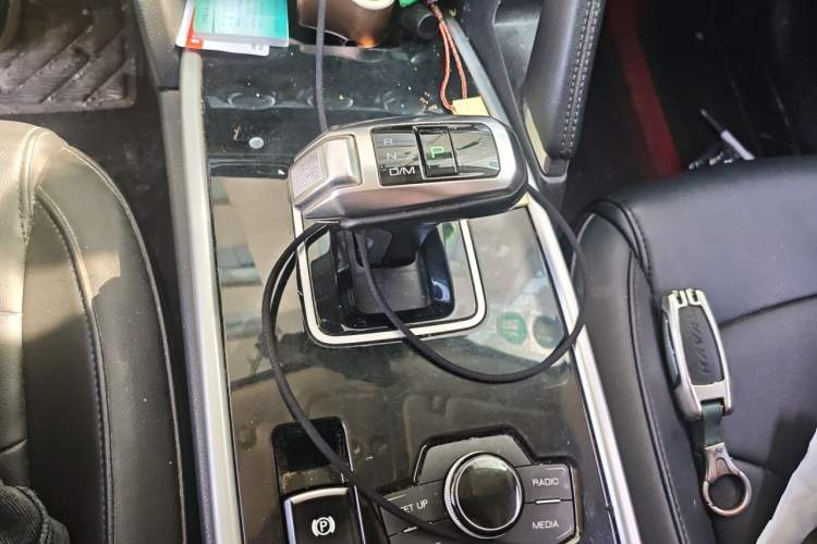 Used Haval H6 2018 Red-Label Sport Edition 1.5T Automatic Two-Wheel Drive Elite Model Gear Lever