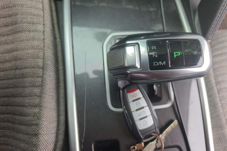 Used Haval H6 2018 Sport Edition 1.5T Automatic Two-Wheel Drive Elite Model China V Standard Gear Lever