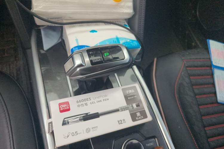Used Haval H6 2018 Blue Label Sport Edition 1.5T Automatic Two-Wheel Drive Elite Model Gear Lever
