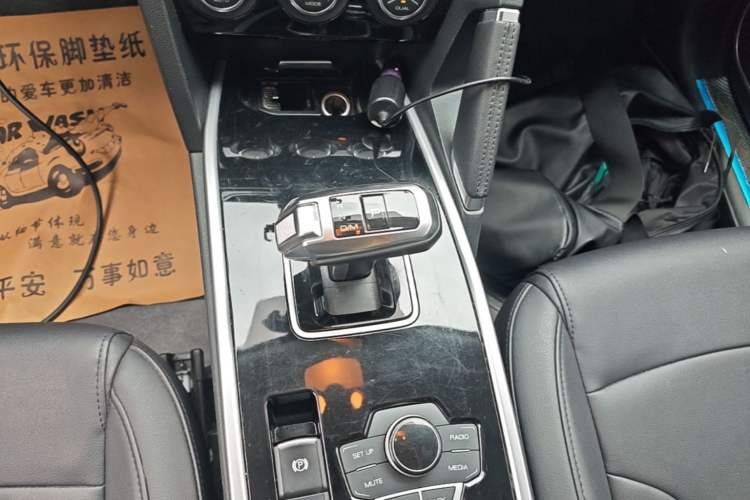 Used Haval H6 2018 Blue Label Sport Edition 1.5T Automatic Two-Wheel Drive Elite Model Gear Lever