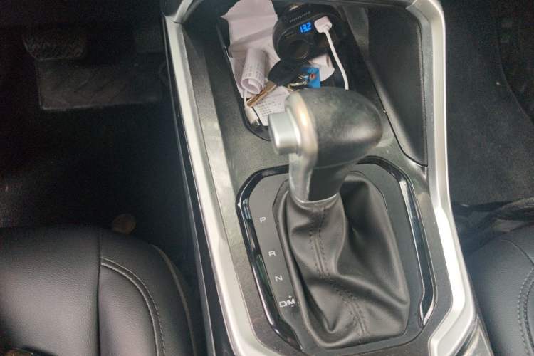 Used Haval H6 2018 Red-Label 1.5T Automatic Ultra-Luxury Model Gear Lever