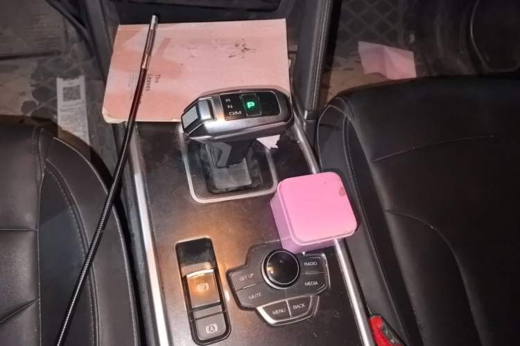 Used Haval H6 2018 Blue Label Sport Edition 1.5T Automatic Two-Wheel Drive Elite Model Gear Lever
