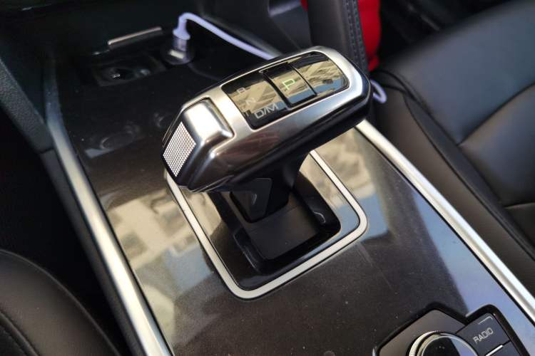 Used Haval H6 2018 Blue Label Sport Edition 1.5T Automatic Two-Wheel Drive Elite Model Gear Lever
