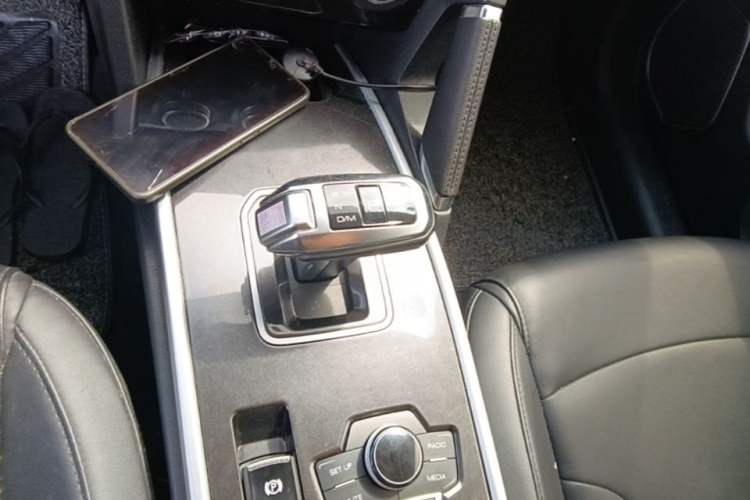 Used Haval H6 2018 Blue Label Sport Edition 1.5T Automatic Two-Wheel Drive Elite Model Gear Lever