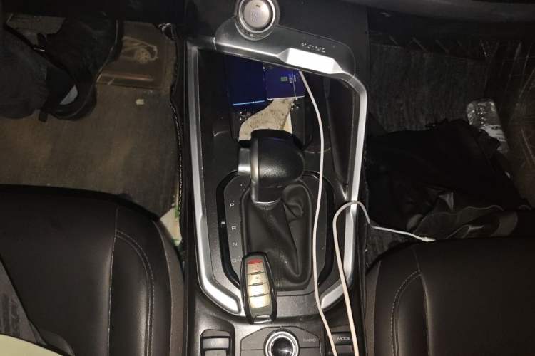Used Haval H6 2018 Blue-Label 1.5T Automatic Luxury Model Gear Lever