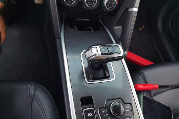 Used Haval H6 2018 Blue Label Sport Edition 1.5T Automatic Two-Wheel Drive Elite Model Gear Lever