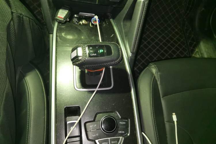 Used Haval H6 2018 Sport Edition 1.5T Automatic Two-Wheel Drive Elite Model China V Standard Gear Lever