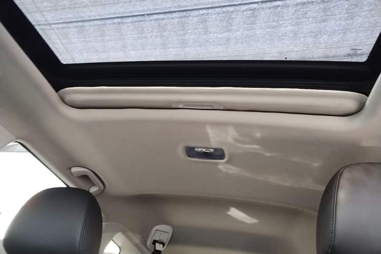Used Haval H6 2018 Red-Label Sport Edition 1.5T Automatic Two-Wheel Drive Elite Model Headliner