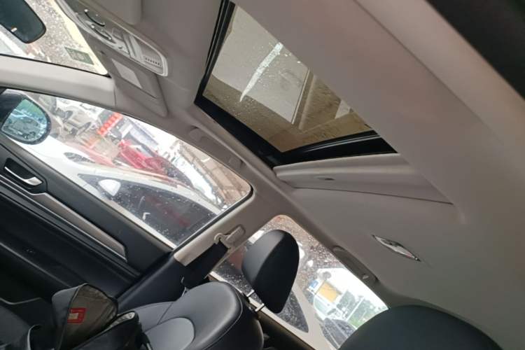 Used Haval H6 2018 Red-Label Sport Edition 1.5T Automatic Two-Wheel Drive Elite Model Headliner