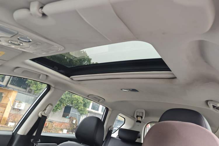 Used Haval H6 2018 Red-Label Sport Version 1.5T Manual Two-Wheel Drive Elite Model Headliner