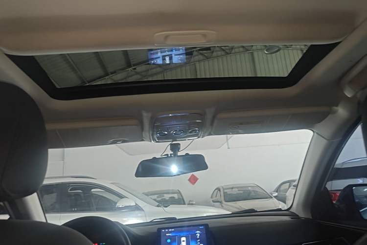 Used Haval H6 2018 Red-Label Sport Version 1.5T Manual Two-Wheel Drive Elite Model Headliner