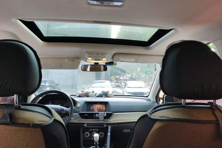 Used Haval H6 2018 Sport Edition 1.5T Manual Two-Wheel Drive Elite Model China V Standard Headliner