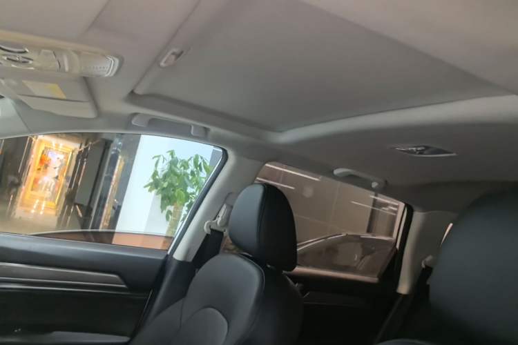 Used Haval H6 2018 Red-Label Sport Edition 1.5T Automatic Two-Wheel Drive Elite Model Headliner