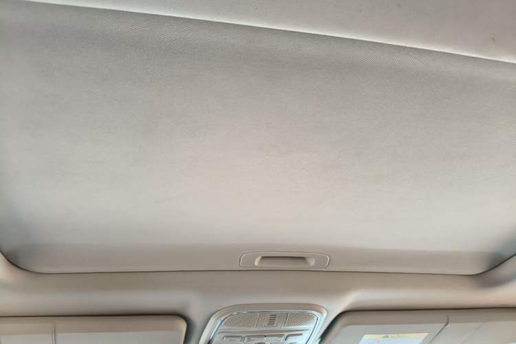 Used Haval H6 2018 Blue Label Sport Edition 1.5T Automatic Two-Wheel Drive Elite Model Headliner