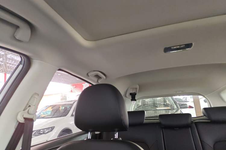 Used Haval H6 2018 Blue Label Sport Edition 1.5T Automatic Two-Wheel Drive Elite Model Headliner