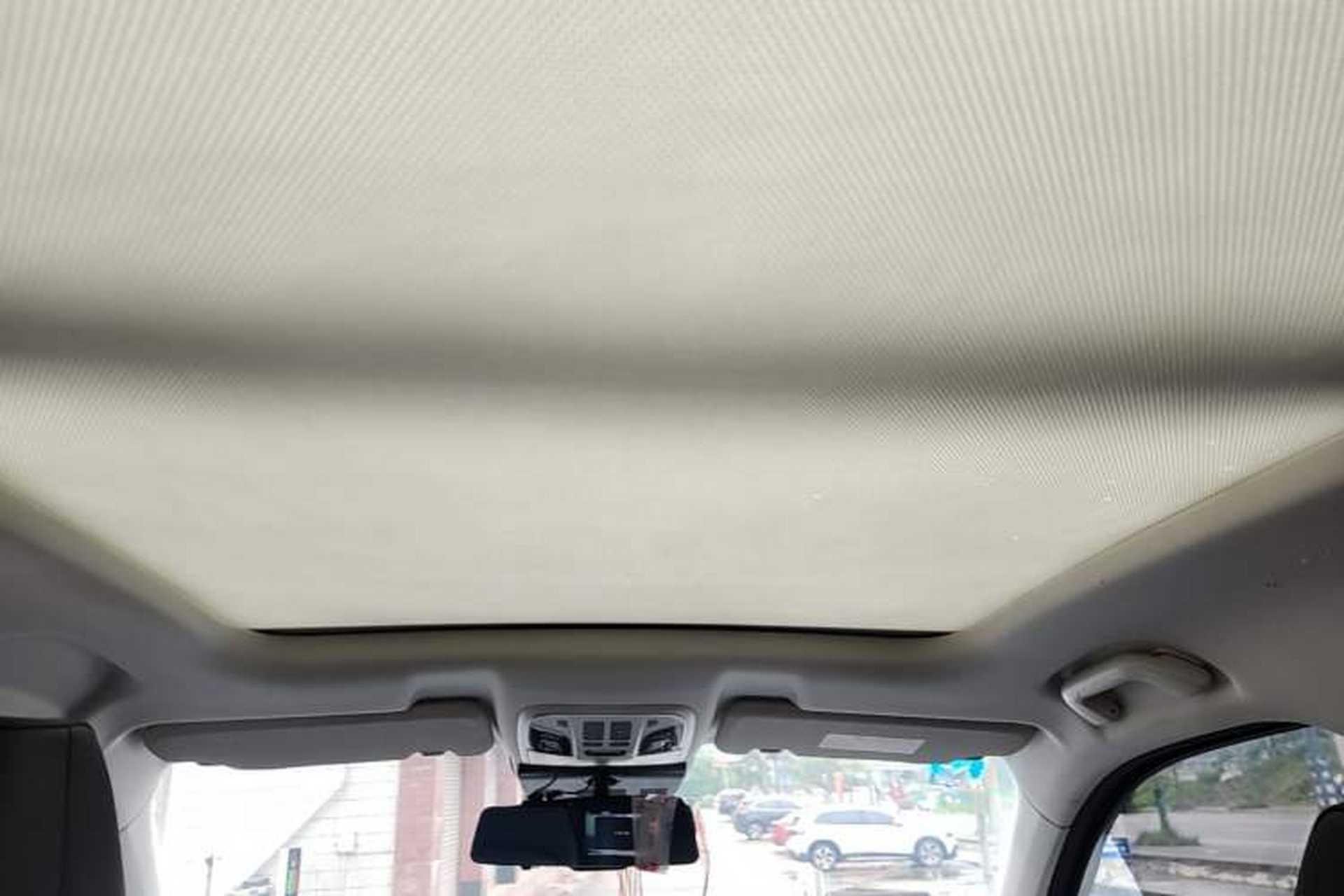 Used Haval H6 2018 Red-Label 2.0T Automatic Luxury Model Headliner