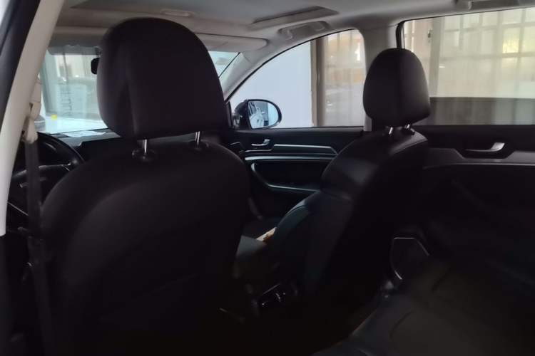 Used Haval H6 2018 Blue Label Sport Edition 1.5T Automatic Two-Wheel Drive Elite Model Headliner
