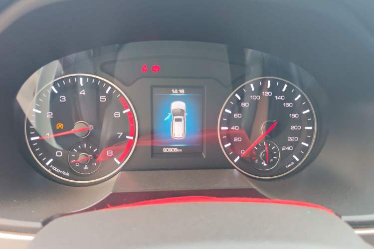 Used Haval H6 2018 Sport Edition 1.5T Manual Two-Wheel Drive Elite Model China V Standard Instrument Cluster