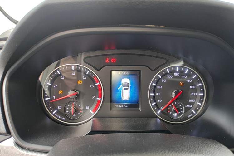 Used Haval H6 2018 Sport Edition 1.5T Manual Two-Wheel Drive Elite Model China V Standard Instrument Cluster