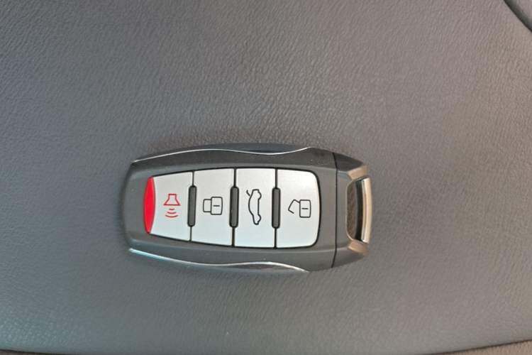 Used Haval H6 2018 Sport Edition 1.5T Manual Two-Wheel Drive Elite Model China V Standard Interior 1