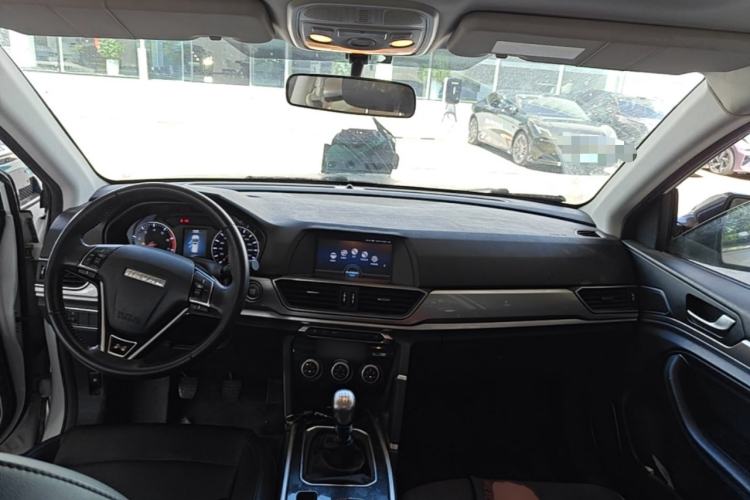 Used Haval H6 2018 Red-Label Sport Version 1.5T Manual Two-Wheel Drive Elite Model Interior 2